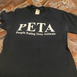 Cute funny tee. Size small.